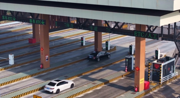 常泰长江大桥智慧护航首个春运