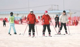 有一種過年，叫“去雪場過把癮”