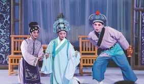 小戲不“小”，向上生長