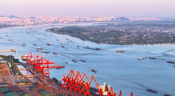 鎮(zhèn)江聚全球目光，迸發(fā)開放新動能