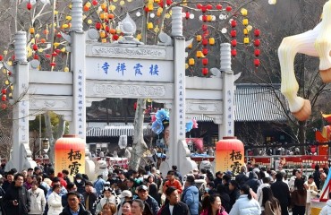 “春牛首，秋栖霞”，古谚过时了？