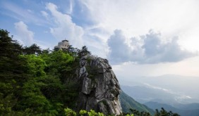 上春山萬物生 天堂寨七大線路玩轉(zhuǎn)大別山春天