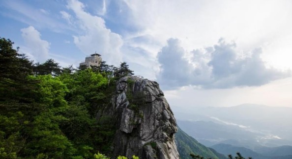 上春山萬物生 天堂寨七大線路玩轉(zhuǎn)大別山春天