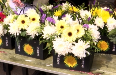 文明祭扫寄哀思 温情服务护清明