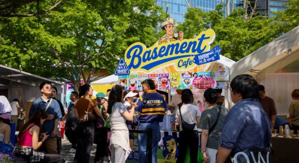 静安启动文旅融合新实践：咖啡市集联动戏剧展演，票根成漫游城市新钥匙