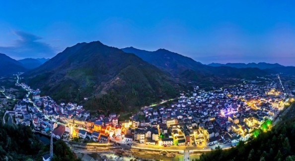 一座900年古村，治好了都市人的“精神内耗”