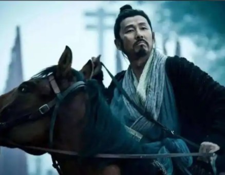 宿迁“听劝”请来何润东，徐州该如何应对这场“楚汉之争”？