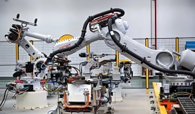 集聚312家企业、规模突破400亿元 芜湖机器人形成完整产业链