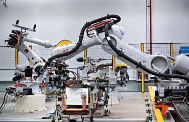 集聚312家企业、规模突破400亿元 芜湖机器人形成完整产业链