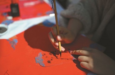 第七個(gè)“國際中文日”點(diǎn)亮全球 2.1億人共赴“中文之約”