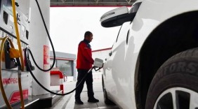 年內(nèi)首降：4月21日國內(nèi)油價迎“開年第一跌”，加滿一箱省下一頓簡餐