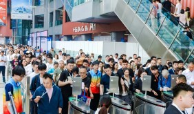“展会+市场”双向联动，义乌前4月14场经贸展带动采购热潮
