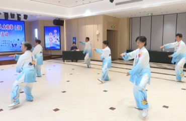 2026年泰州市老年人太极拳（剑）展示交流活动在我市举行