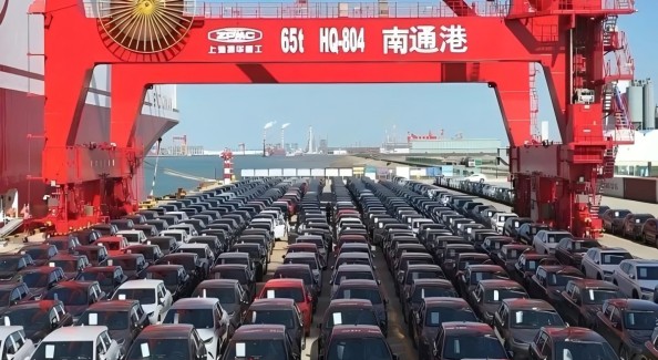 单船5500辆驶向欧洲，南通港刷新我国单一品牌汽车出海纪录