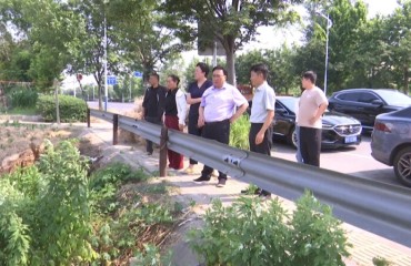 济川街道开展秸秆双禁、防汛工作巡查