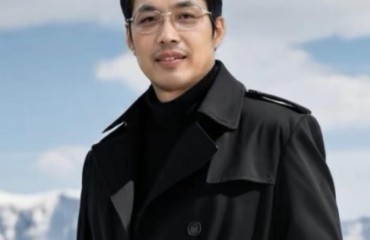 月之韵，情之思——浅品曹剑《抱月楼》