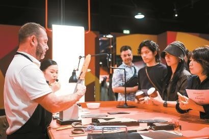 从卖货到讲故事：品牌叙事展缘何扎堆上海