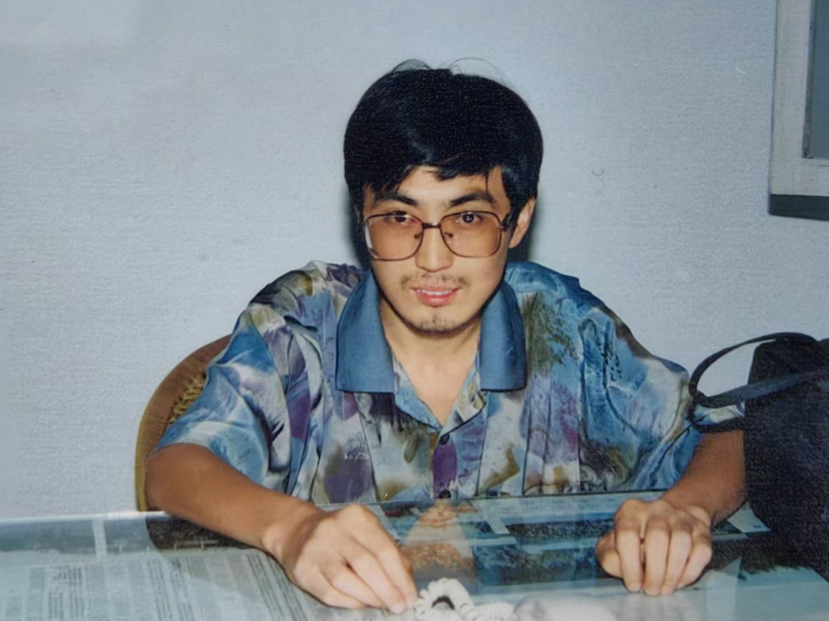 李.jpg