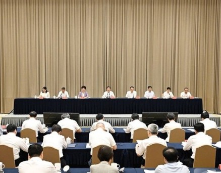 “十五五”开局，江苏这场换届选举为何不只是一次“换人”？