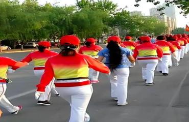 法条能拦住暴走团，但能拦住暴走团背后的“生意”吗？