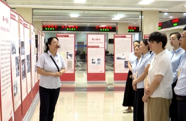 黄桥：赓续铁军精神 凝聚奋进动能