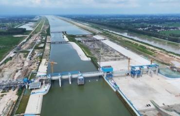 淮河入海水道二期工程这个项目顺利通过通水验收