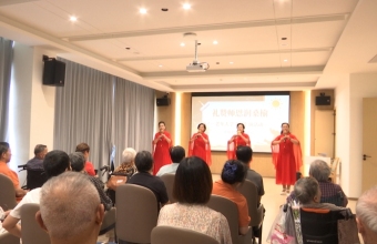 老年大学文艺汇演走进康养中心