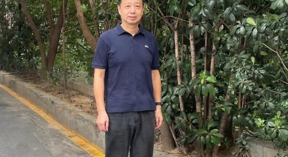 历时10年，南京诗家刘晓一人百赋写南京