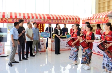 泰州市第四期专业志愿服务沙龙在我市举行
