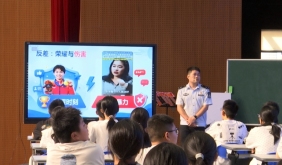 全市中小学法治副校长开展集中观摩研讨活动