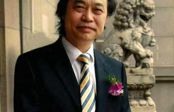 精神还乡：尹石新诗《未老莫还乡》中的别样“乡愁”