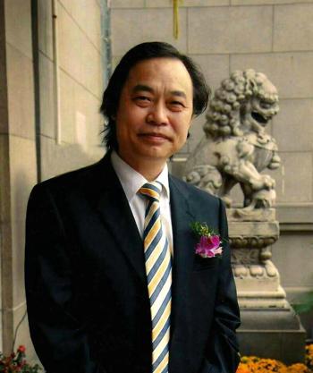 精神还乡：尹石新诗《未老莫还乡》中的别样“乡愁”