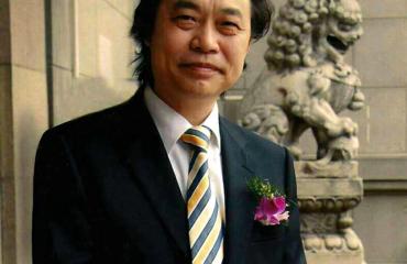 精神还乡:尹石新诗《未老莫还乡》中的别样“乡愁”