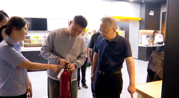 泰兴市领导开展国庆节前安全检查