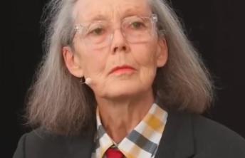 一直一直喜欢她——献给安妮·卡森