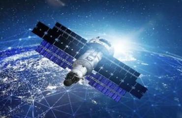 上海卫星基金：钱该流向产能，还是“用得起”的终端？